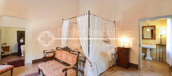Villa de 15 dormitorios en Montepulciano, Italy No. 75871 27