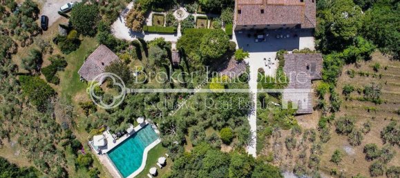 Villa de 15 dormitorios en Montepulciano, Italy No. 75871 3