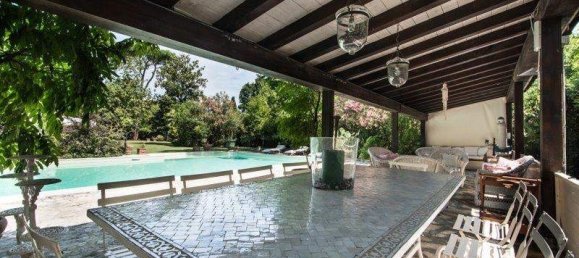 5 Schlafzimmer Villa in Pietrasanta, Italy, Nr. 71129 3