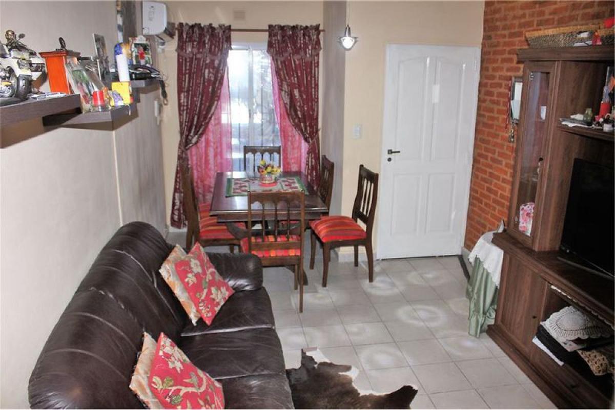 2 bedrooms House in San Miguel, Argentina No. 15311