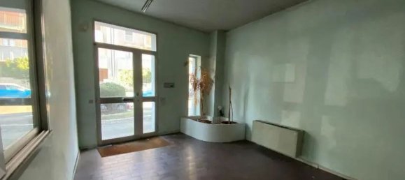 3200m² Commercial property in Vigevano, Italy No. 79329 7