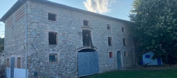 Дом с 8 комнатами в Удине, Италия № 309778 10