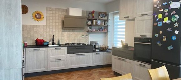 Дом с 8 комнатами в Удине, Италия № 309778 15