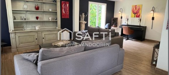 Villa de 3 dormitorios en La Capelle-les-Boulogne, France No. 247530 2