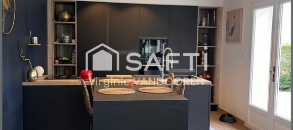 Villa de 3 dormitorios en La Capelle-les-Boulogne, France No. 247530 4