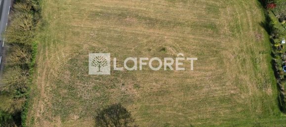 Земельный участок 4462м² в Ла-Жар, Франция № 196763 2