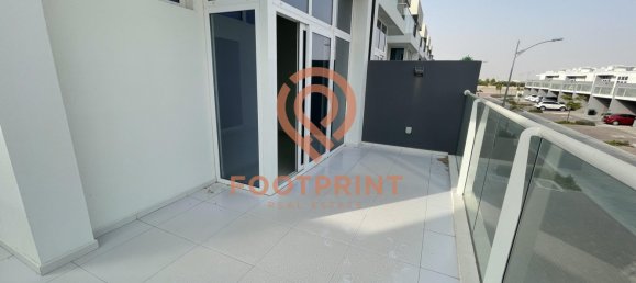 5 bedrooms Townhouse in Dubai, UAE No. 24480 7