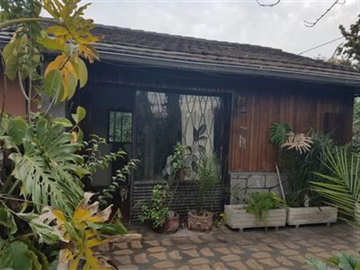 4 bedrooms House in Santiago, Chile No. 2568