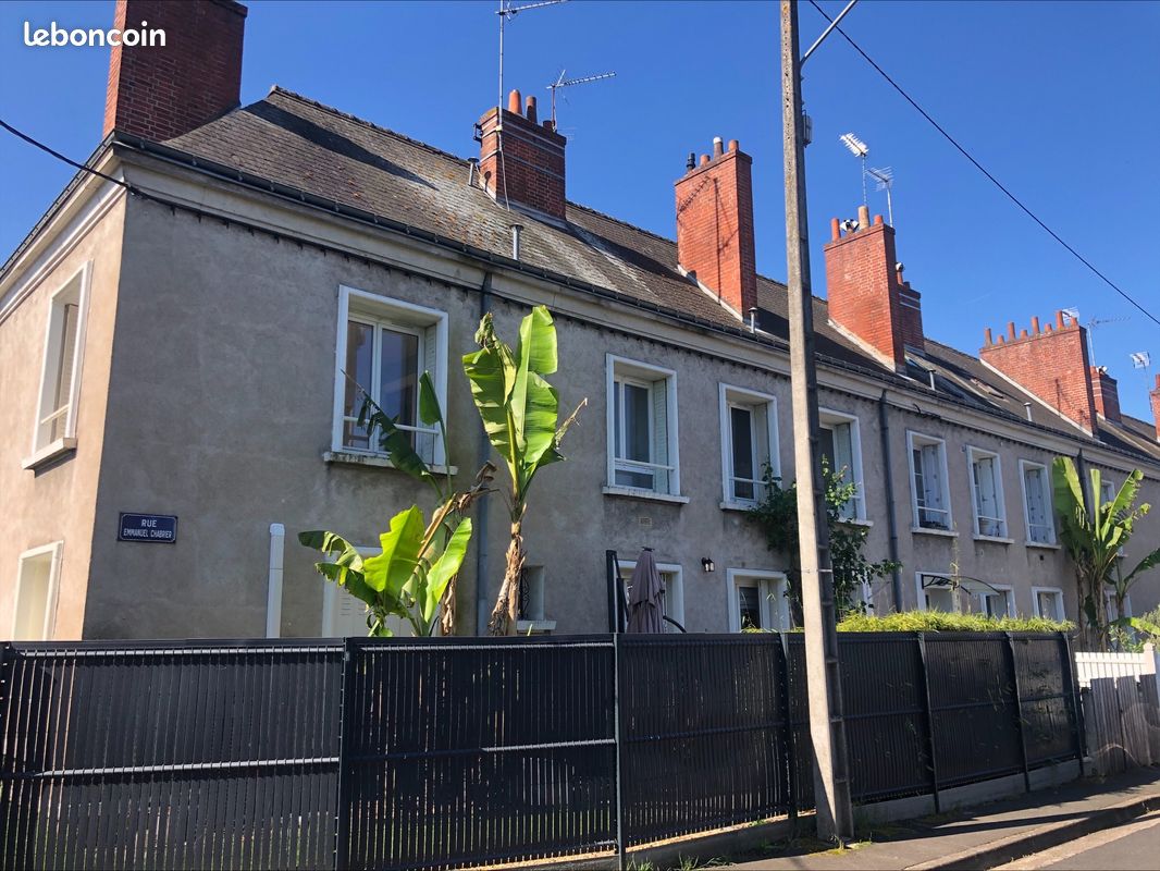 Apartamento de 3 dormitorios en Tours, France No. 75310