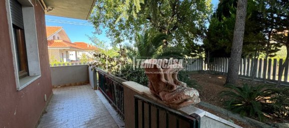 Вилла с 5 комнатами в Франкавилла аль Маре, Италия № 275036 18