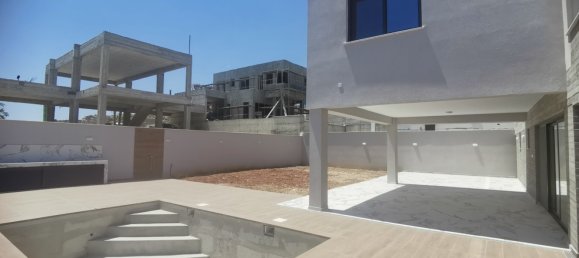 5 bedrooms Villa in Palodeia, Cyprus No. 5081 3