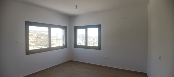 5 bedrooms Villa in Palodeia, Cyprus No. 5081 8