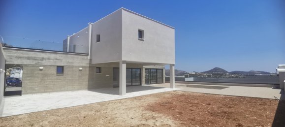 5 bedrooms Villa in Palodeia, Cyprus No. 5081 6