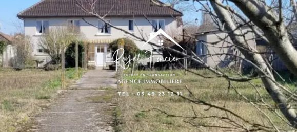 5 chambres Maison à Richelieu, France No. 94253 20