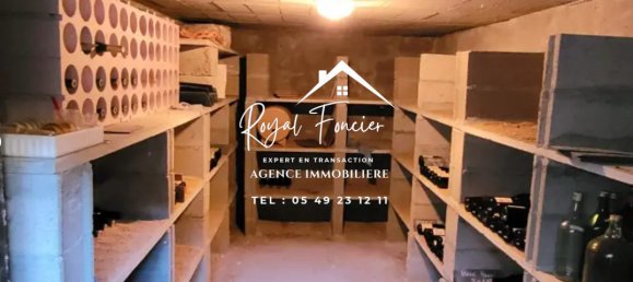 5 chambres Maison à Richelieu, France No. 94253 18