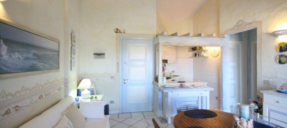 2 Schlafzimmer Penthouse in Palau, Italy, Nr. 161921 9