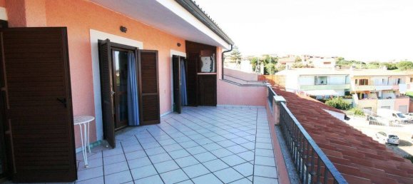 2 Schlafzimmer Penthouse in Palau, Italy, Nr. 161921 17