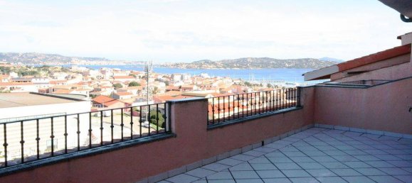 2 Schlafzimmer Penthouse in Palau, Italy, Nr. 161921 19