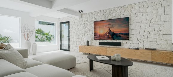 4 bedrooms Villa in Marbella, Spain No. 73369 13