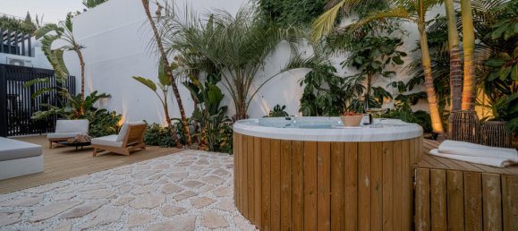 4 bedrooms Villa in Marbella, Spain No. 73369 26