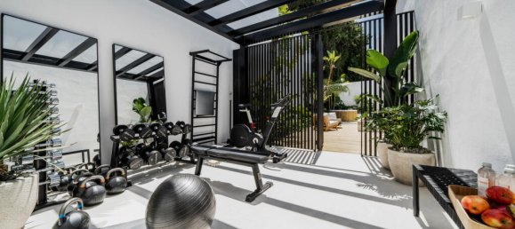 4 bedrooms Villa in Marbella, Spain No. 73369 30