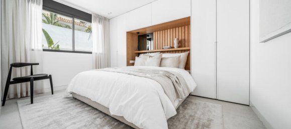 4 bedrooms Villa in Marbella, Spain No. 73369 8