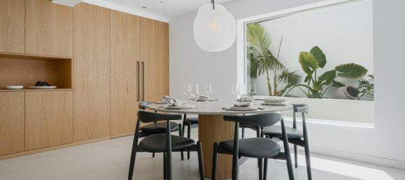 4 bedrooms Villa in Marbella, Spain No. 73369 18