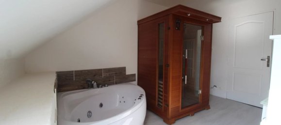 Дом с 6 комнатами в Верре-су-Сальмез, Франция № 272195 6