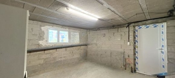 3 Schlafzimmer Haus in Pierrefitte-sur-Seine, France, Nr. 358445 8