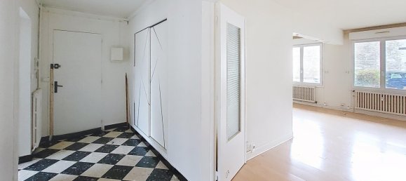 Apartamento de 3 dormitorios en Chalons-en-Champagne, France No. 59849 12