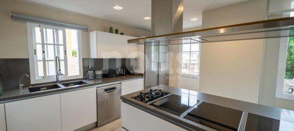 3 bedrooms Villa in Adeje, Spain No. 117115 10