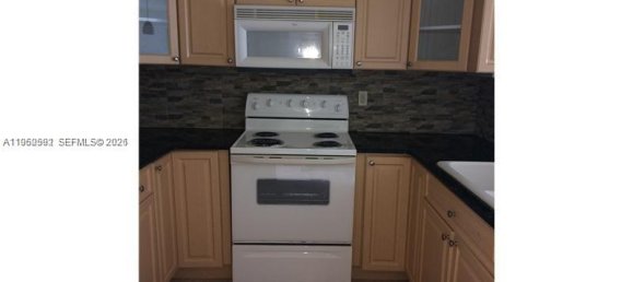1 غرف نوم عقار تجاري في Miami, الولايات المتحدة رقم 614380 3