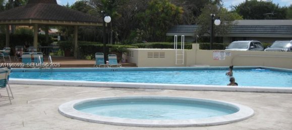 1 غرف نوم عقار تجاري في Miami, الولايات المتحدة رقم 614380 9