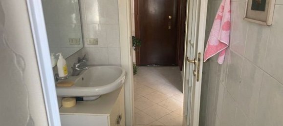 2 Schlafzimmer Wohnung in Milan, Italy, Nr. 373151 9
