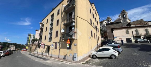 3 rooms Apartment in Valmontone, Italy No. 132478 2