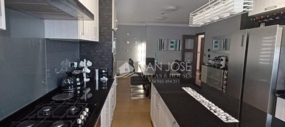 4 bedrooms House in Monovar, Spain No. 84020 14