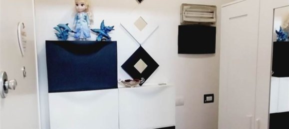 2 rooms Apartment in Florence, Italy No. 108654 8