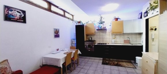 2 rooms Apartment in Florence, Italy No. 108654 7