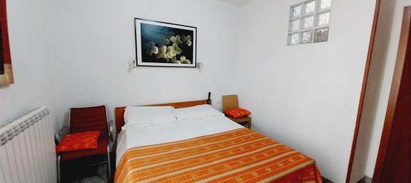 2 rooms Apartment in Florence, Italy No. 108654 15