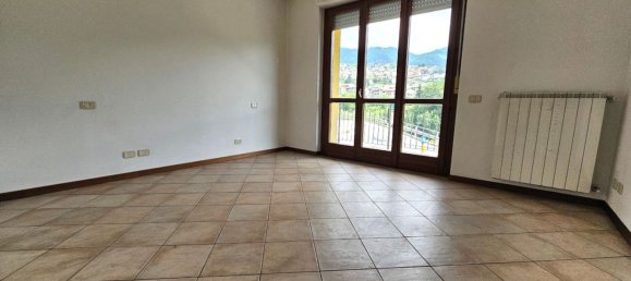 3-salle Appartement à Gandino, Italy No. 117599 11