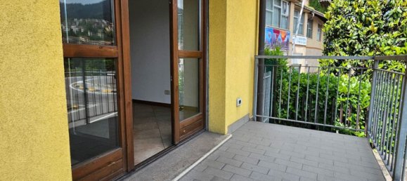 3-salle Appartement à Gandino, Italy No. 117599 12