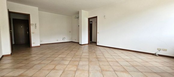 3-salle Appartement à Gandino, Italy No. 117599 23