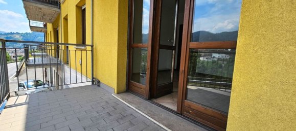 3-salle Appartement à Gandino, Italy No. 117599 9