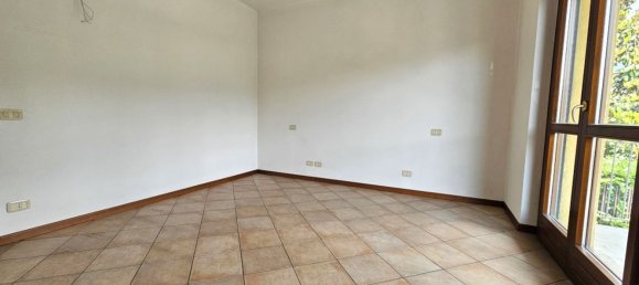 3-salle Appartement à Gandino, Italy No. 117599 8