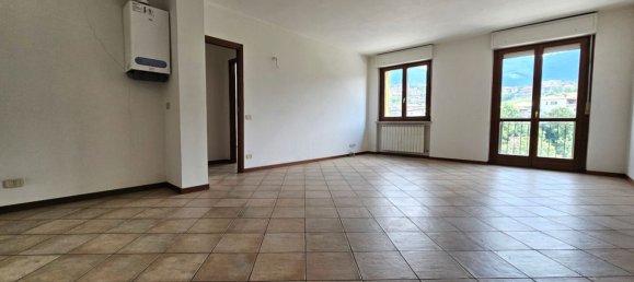 3-salle Appartement à Gandino, Italy No. 117599 24