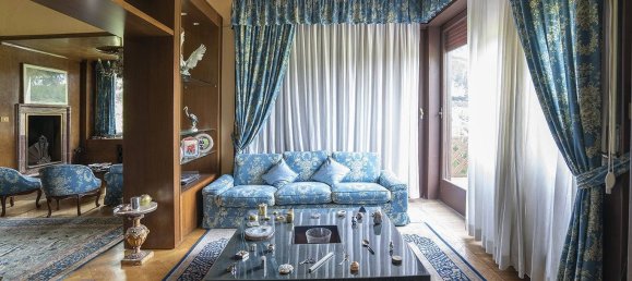 15 غرف نوم فيلا في Somma Lombardo, Italy رقم 61126 50