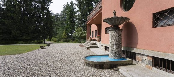 15 غرف نوم فيلا في Somma Lombardo, Italy رقم 61126 10