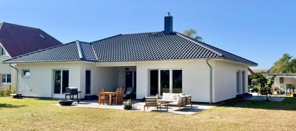 Bungalow de 4 habitaciónes en Mecklenburgische Seenplatte, Germany No. 269025 3