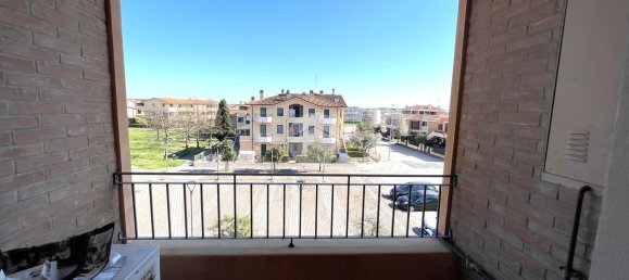 3 rooms Apartment in Fano, Italy No. 14865 6