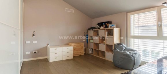 2 غرف نوم بانتهاوس في Busto Arsizio, Italy رقم 92689 19